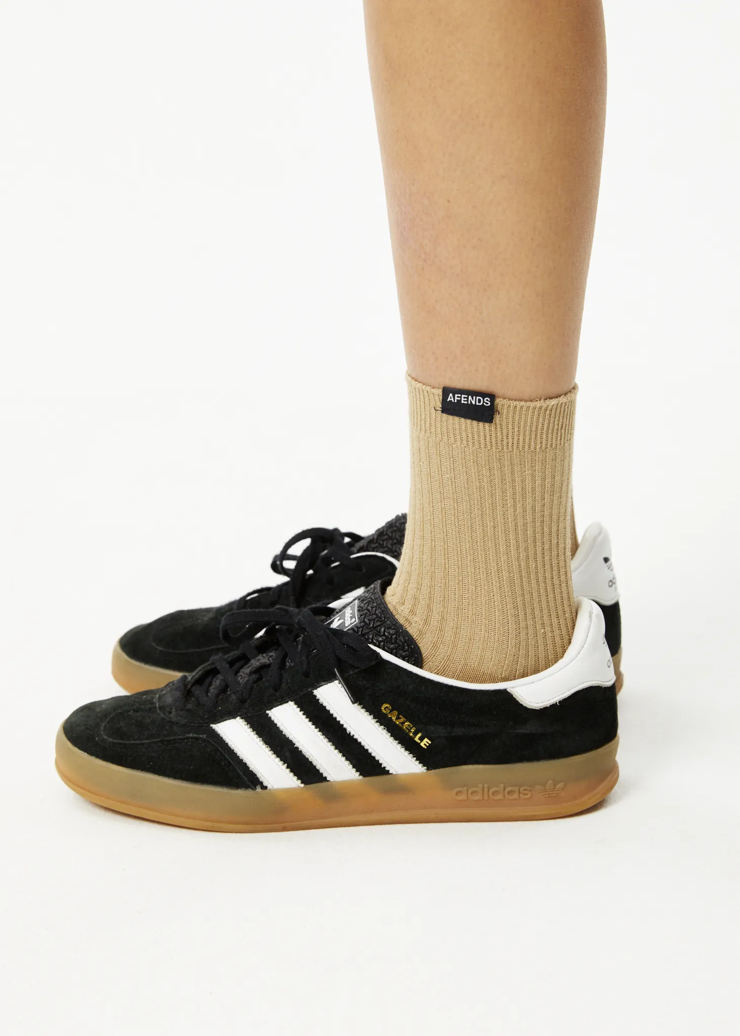 AFENDS Unisex The Essential - Ribbed Crew Socks - Tan