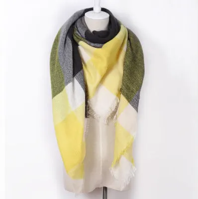 Chic Geometric Elegance: Women's Triangle Scarf