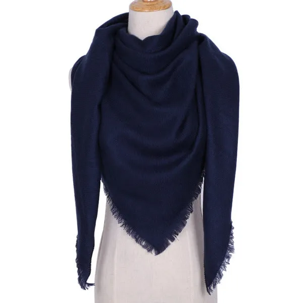 Chic Geometric Elegance: Women's Triangle Scarf