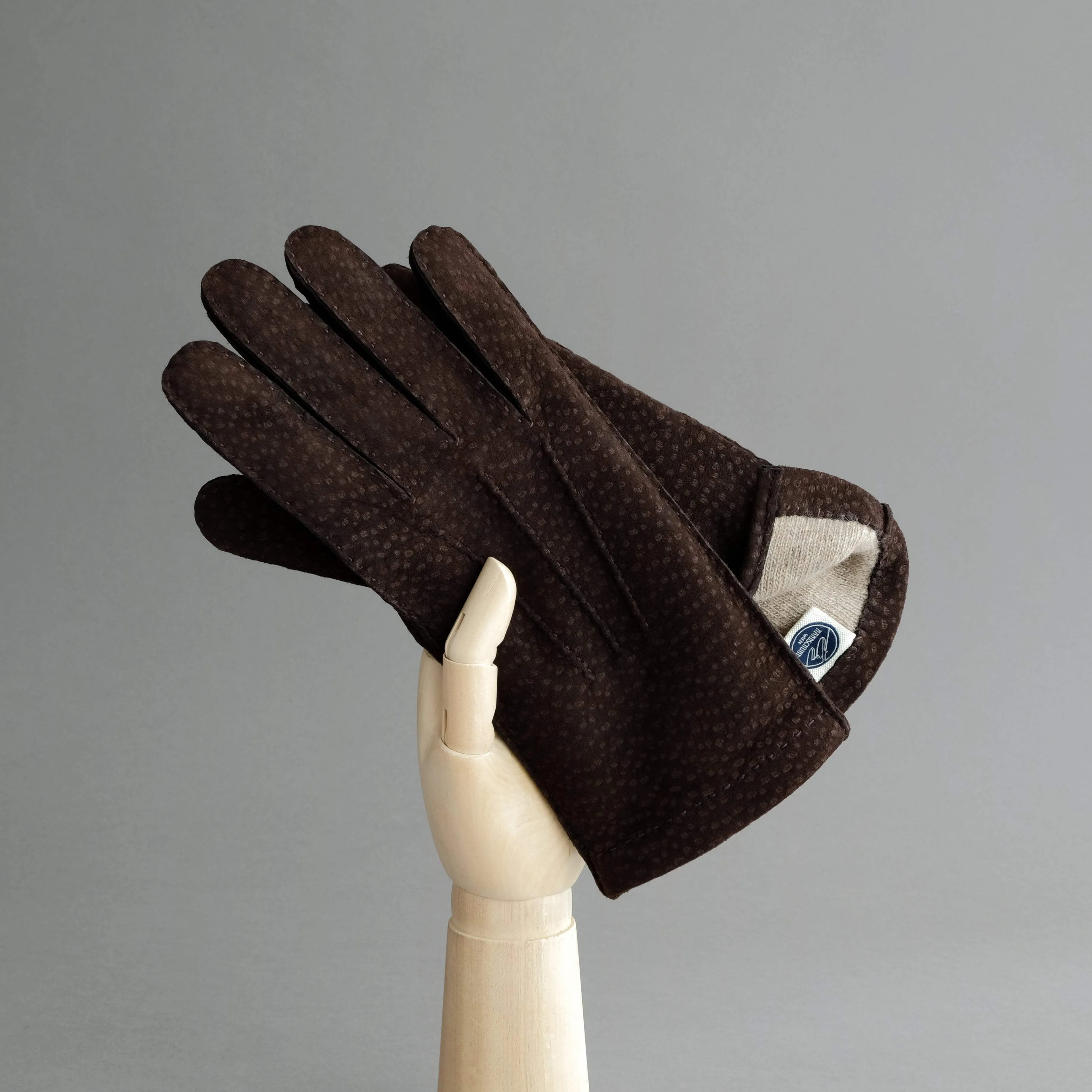 Gentlemen's Gloves from Dark Brown Carpincho Leather Lined With Cashmere